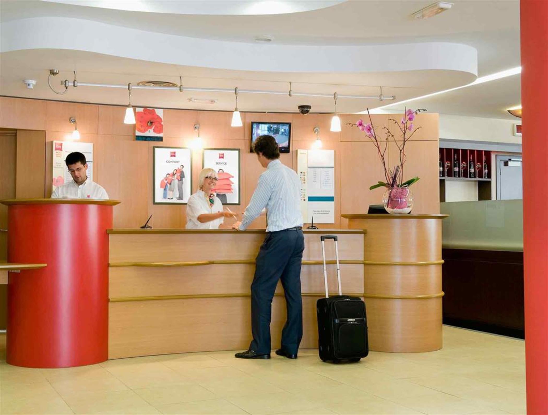 Ibis Madrid Calle Alcala Екстер'єр фото