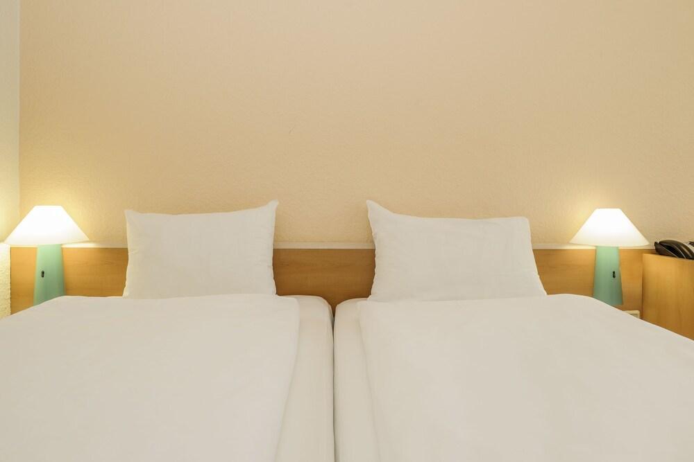Ibis Madrid Calle Alcala Екстер'єр фото