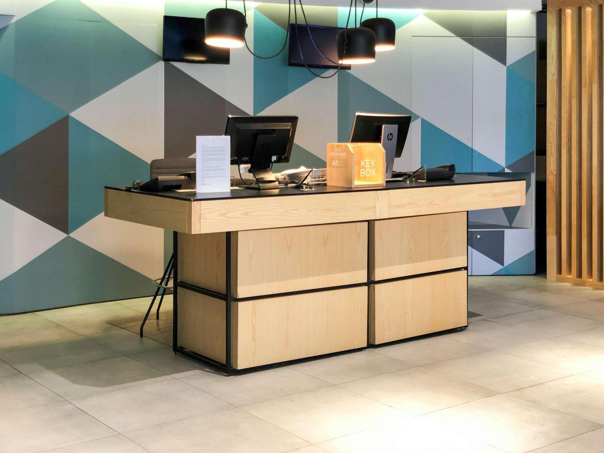 Ibis Madrid Calle Alcala Екстер'єр фото